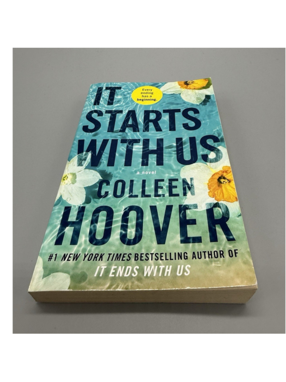 Colleen Hoover It Starts with Us Trade Paperback Novel 2022 Atria Books Series